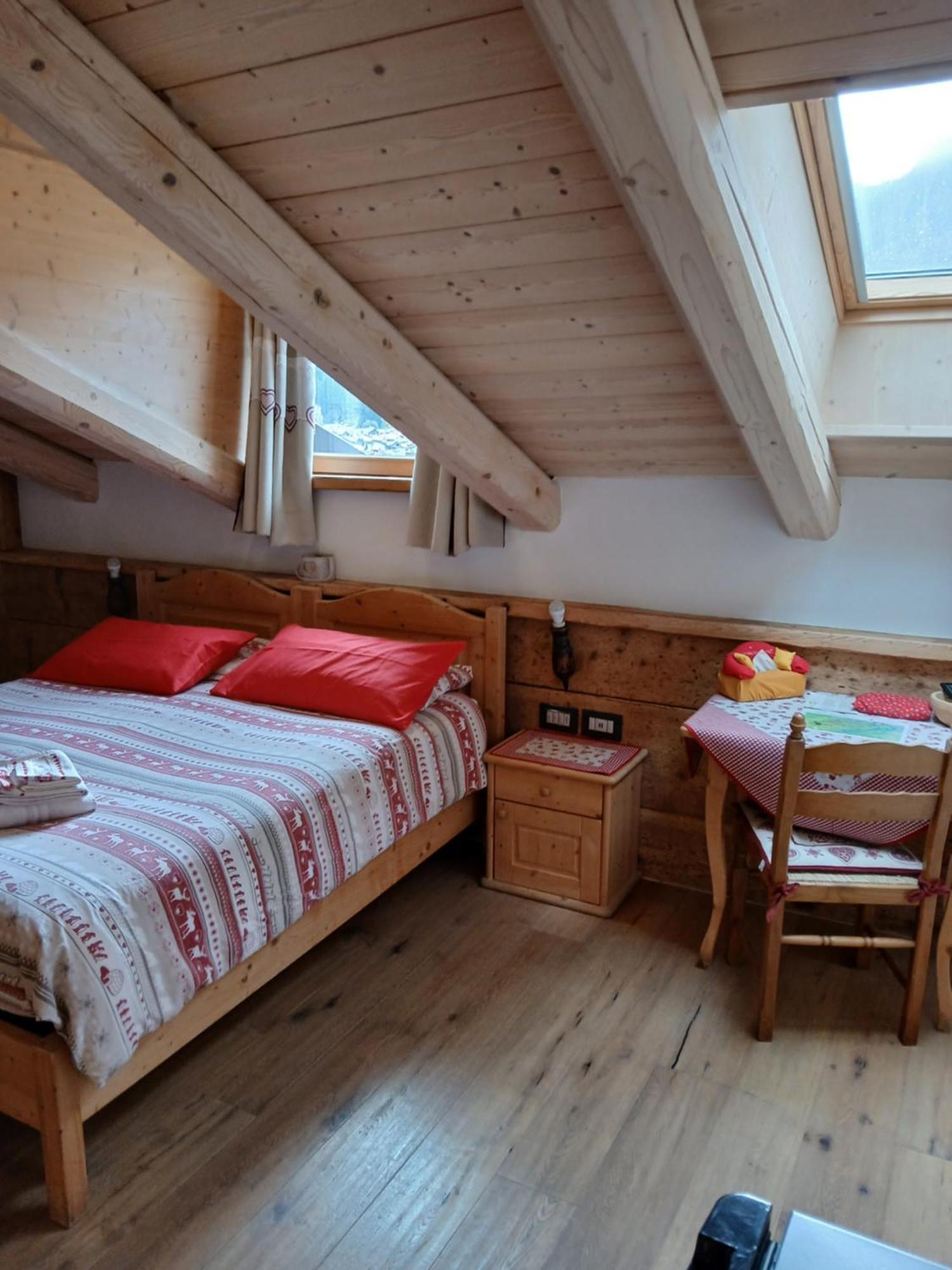 Beb La Stube Dei Partel Bed & Breakfast Ziano di Fiemme Cameră foto
