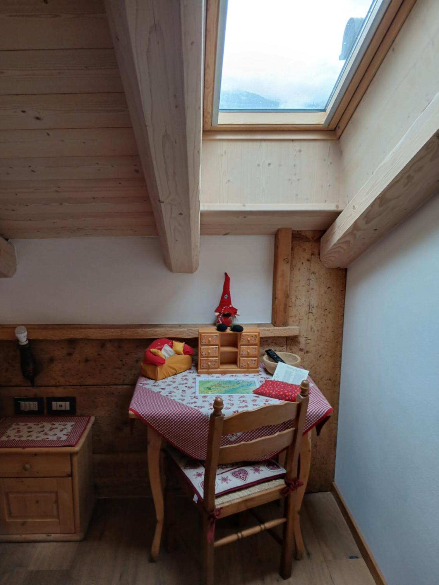 Beb La Stube Dei Partel Bed & Breakfast Ziano di Fiemme Exterior foto