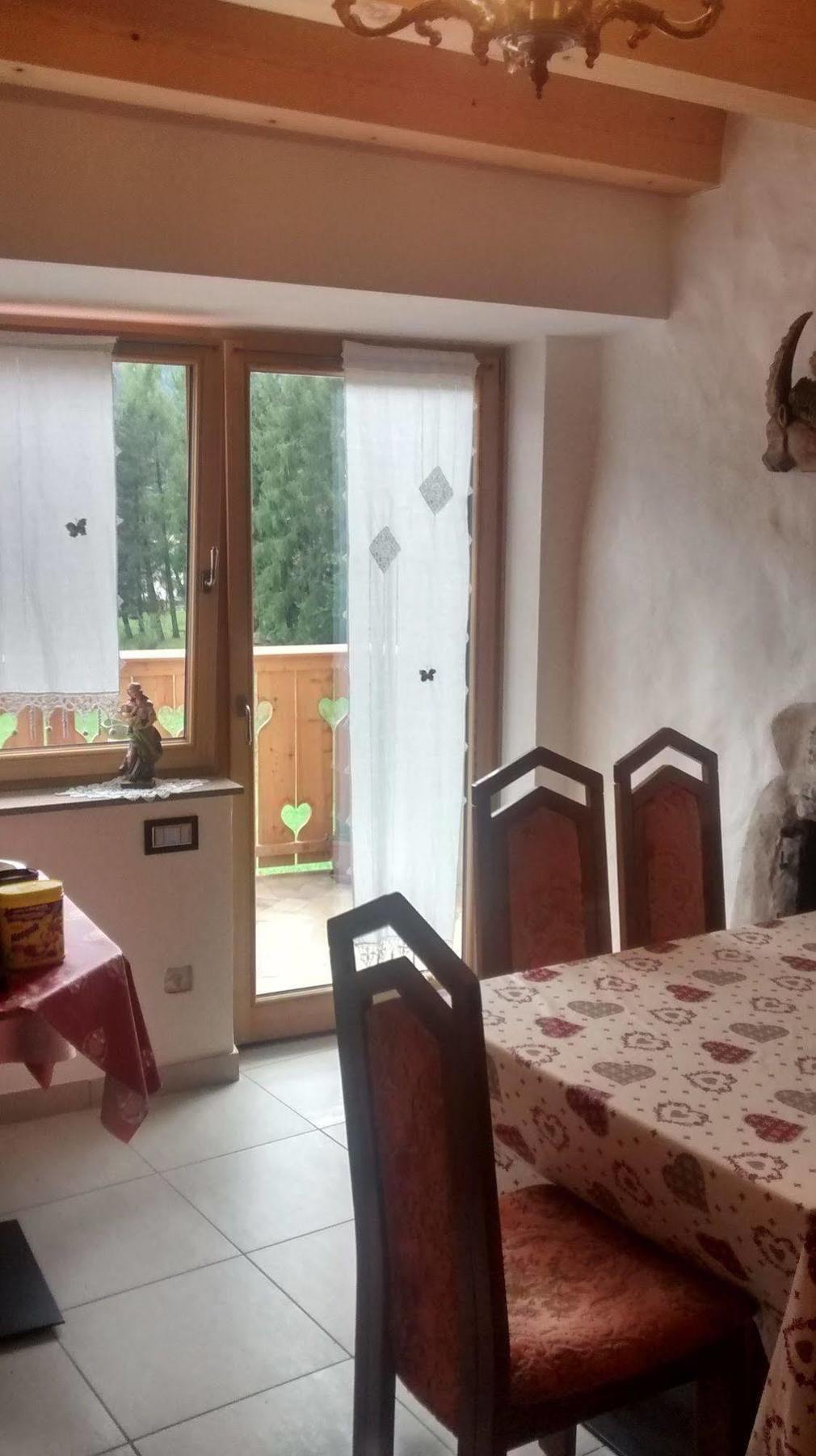 Beb La Stube Dei Partel Bed & Breakfast Ziano di Fiemme Exterior foto